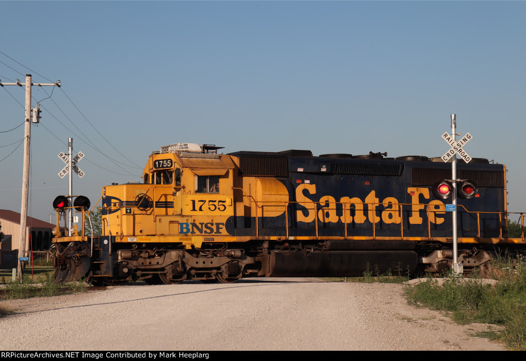 BNSF 1755